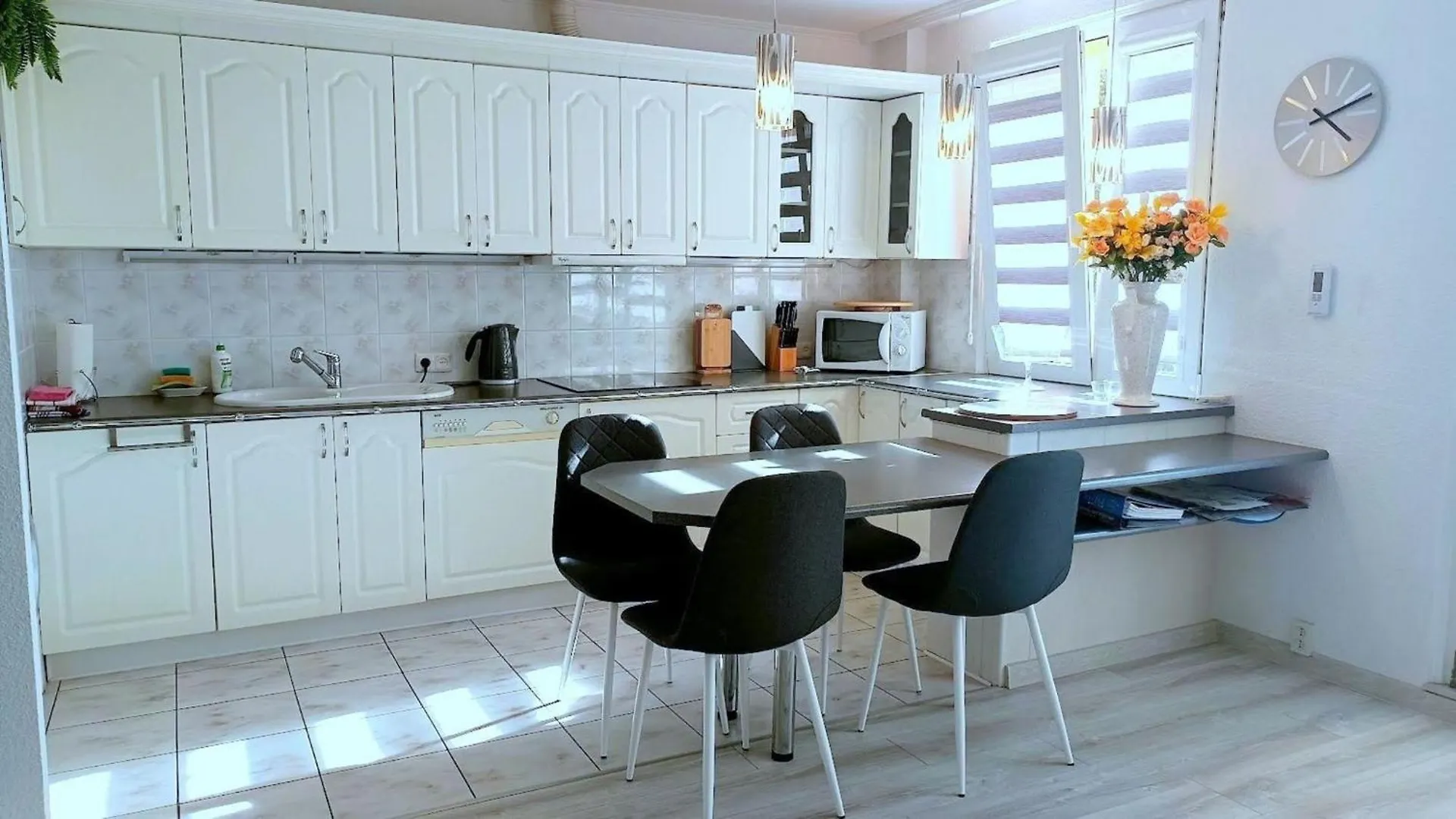 Appartement In Nowe Miasto Mit Garten Kolobrzeg