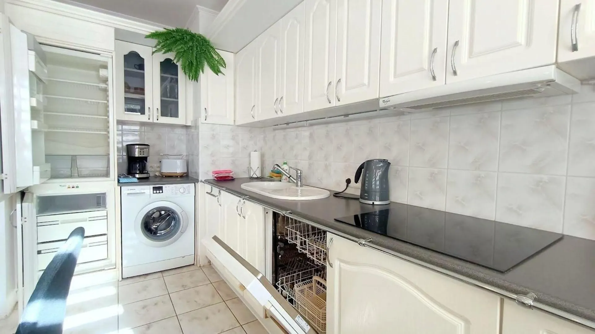 Appartement In Nowe Miasto Mit Garten Kolobrzeg